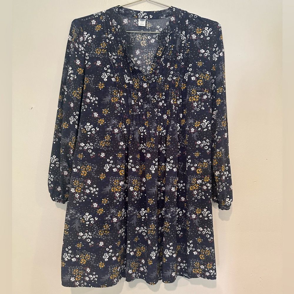 Old Navy Black and White Tiered Sundress with Scoop Neck